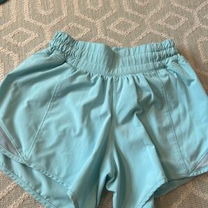 Lululemon Hotty Hot shorts